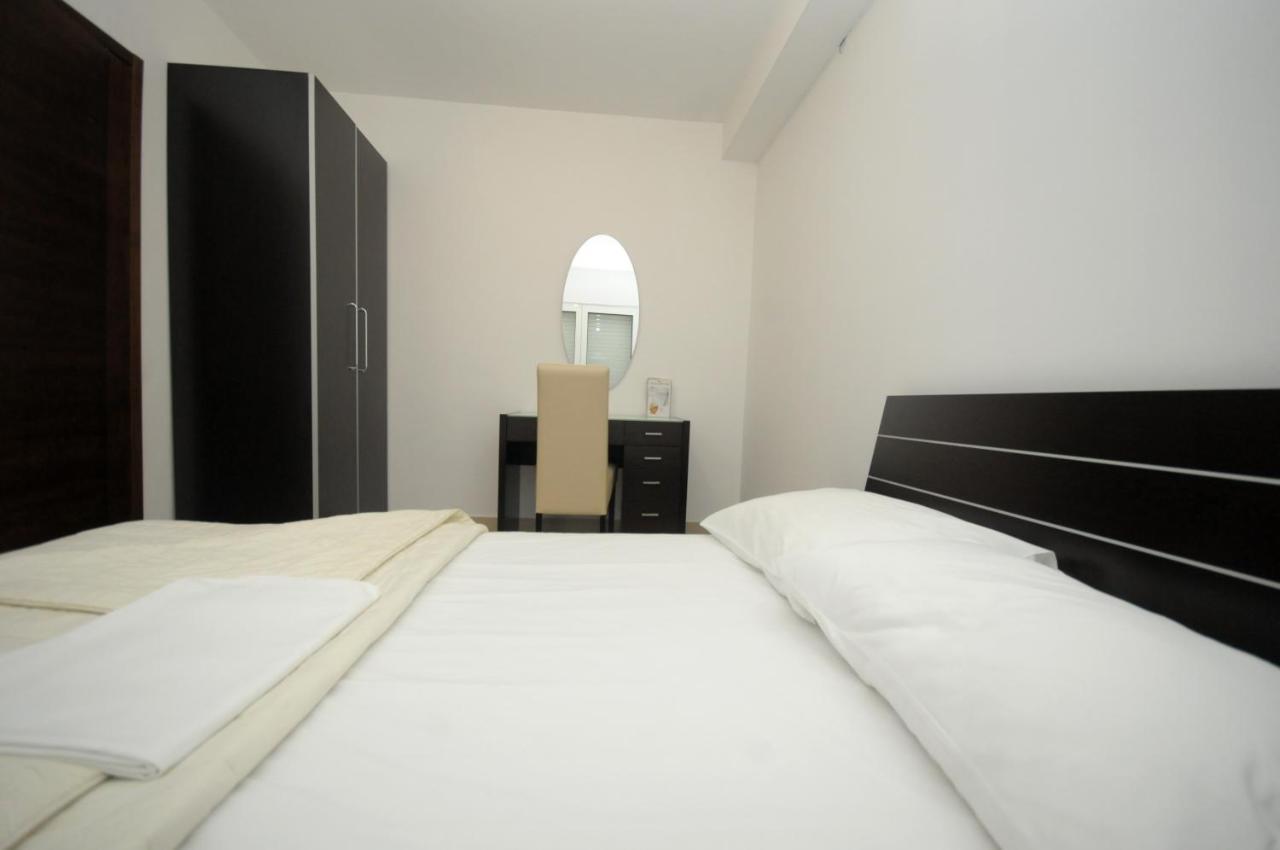 Apartments Anita Budva Exterior photo